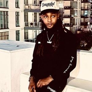 Meet your Posher, Dontrell